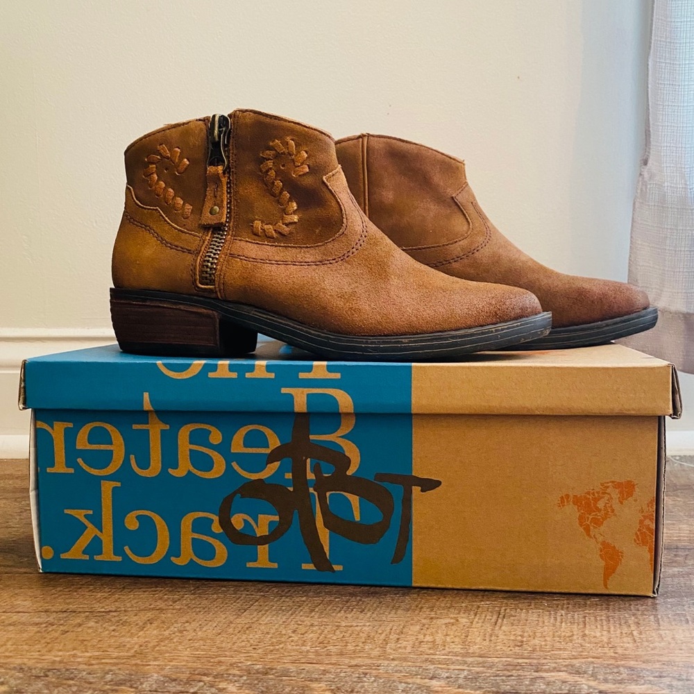 Brand new leather booties